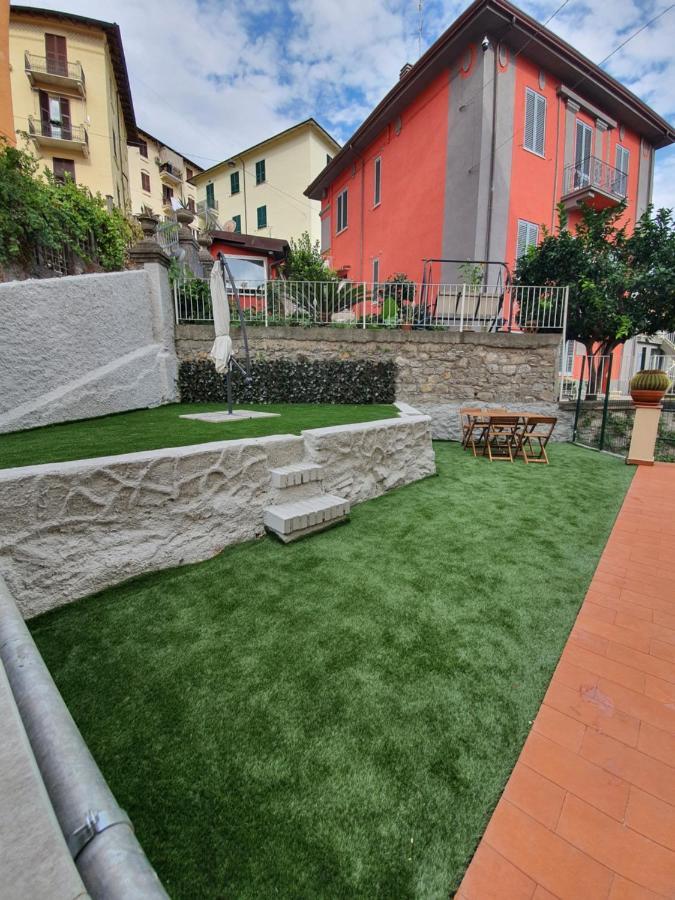Апартаменты La Casa Della Stazione Специя Экстерьер фото